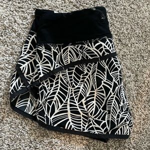Lululemon Speed Up Shorts Size 6